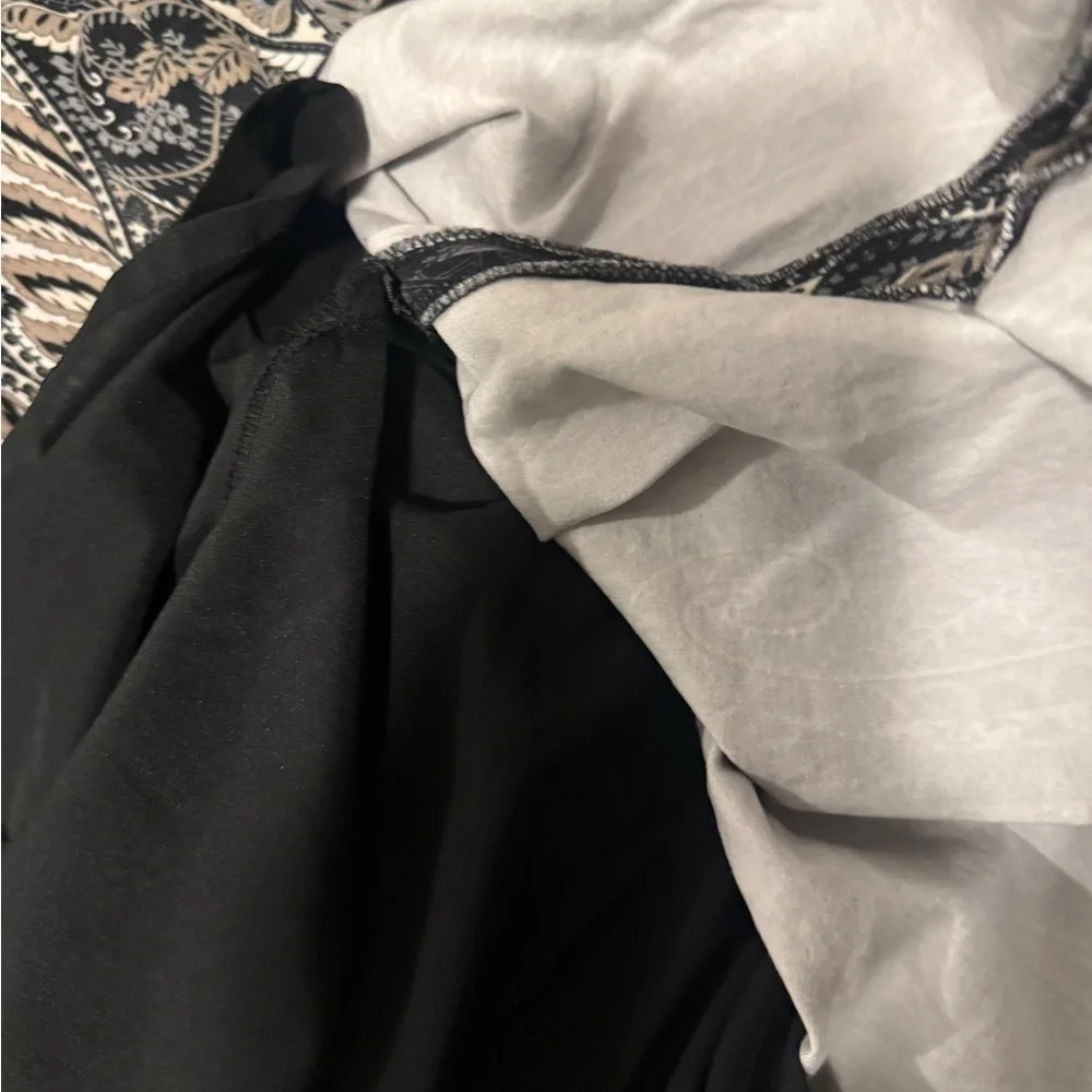 Banana Republic Black Skirt size 0P